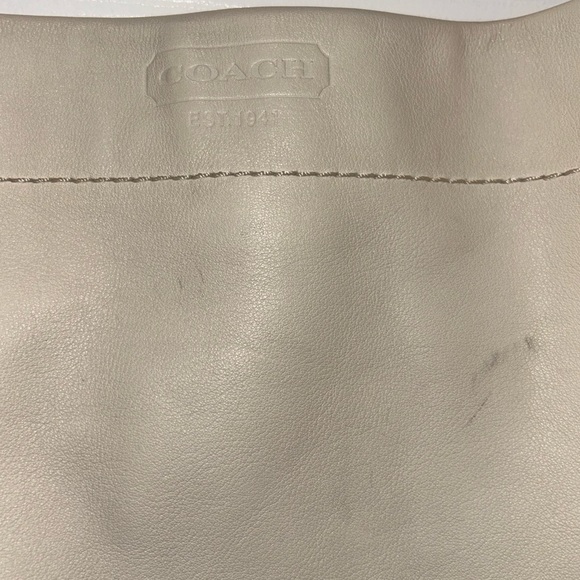 Vintage Coach Hobo Carly Bag with Brass Details Creamy White L0773-11636 - Picture 7 of 14